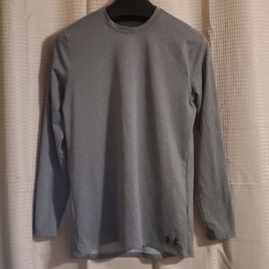 ColdGear® Under Armour Fitted Crew Carbon Heather Gray (Men’s Large)